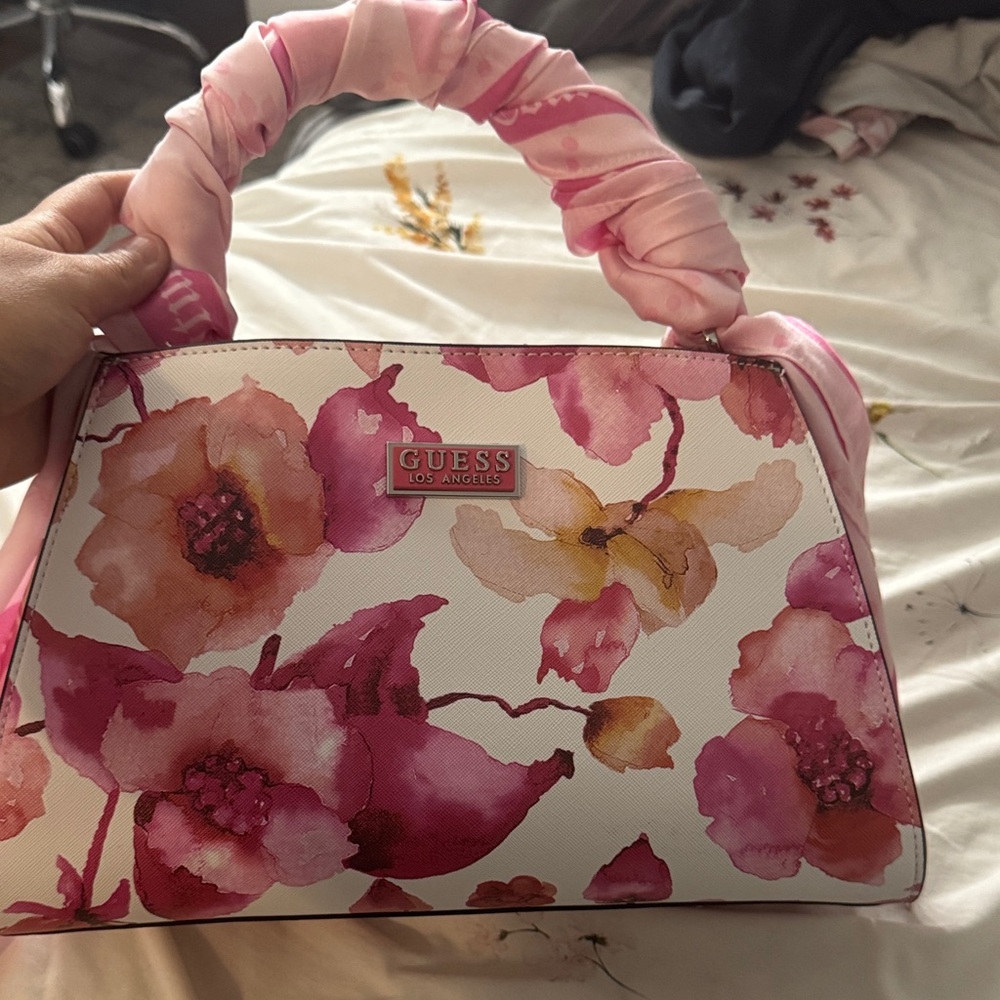 Guess bag with Juicy couture scarf